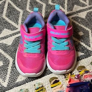 Toddler Girl SKECHER Sneaker